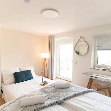 Peter Apartments - Apartment Mit Eigenem Eingang I 30Qm I Zentrale Lage I Bad I Kueche I Terrasse I Tv Фульда Экстерьер фото