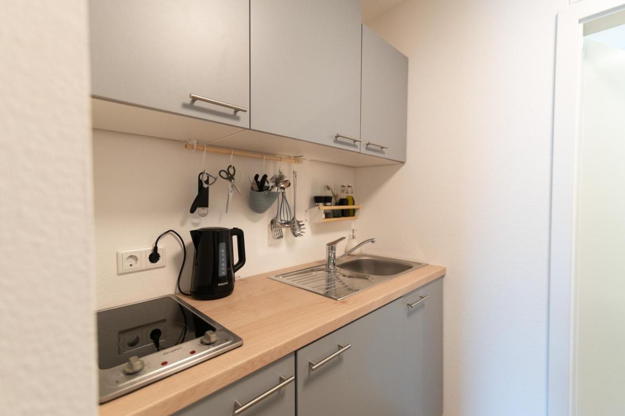 Peter Apartments - Apartment Mit Eigenem Eingang I 30Qm I Zentrale Lage I Bad I Kueche I Terrasse I Tv Фульда Экстерьер фото